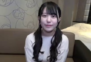 极品尤物！气质女神！全身抹上精油操逼，无毛美穴超嫩，站立一字马爆操，爽的受不了啊啊直叫
